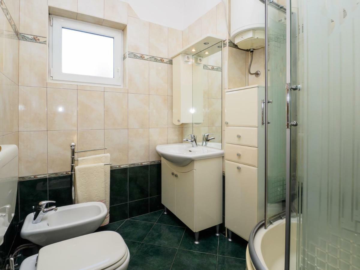 Relaxing Seaview Apartment Barac On Separated Floor 茨里克韦尼察 外观 照片